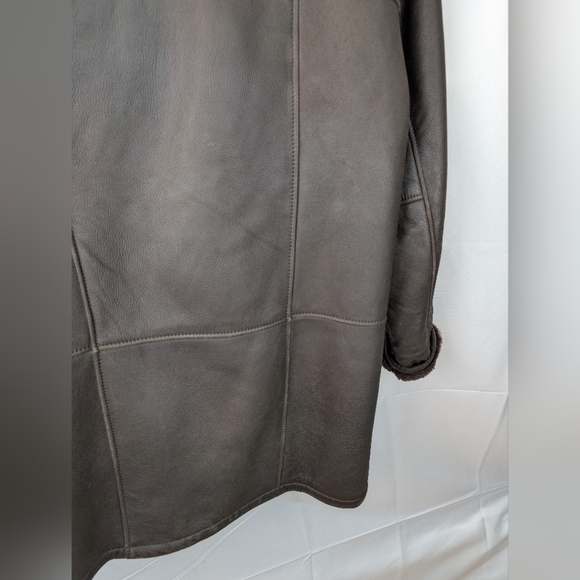 Danier Men's Brown Shearling Coat Size L In VGUC - Picture 9 of 14